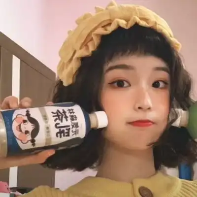 安妄欢琪崽崽可爱头像每个人心里都有道疤,那是天曾经塌下的地方.
