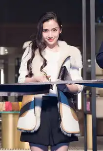 angelababy拼命吸金,不惧寒冷短裙秀美腿
