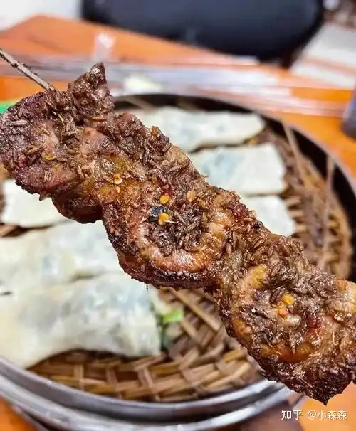 坐着地铁吃美食郑州地铁人民路地铁站附近美食榜单top10
