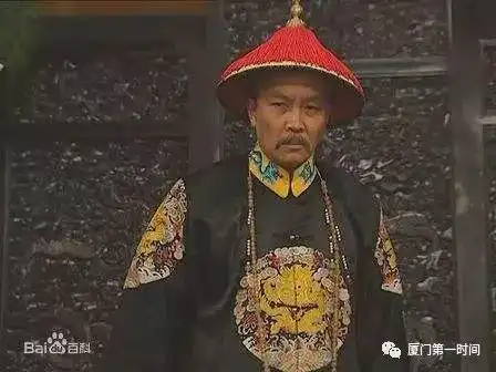 一道历史题台北故宫的文物是哪来的
