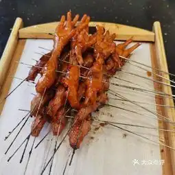 老五烧烤凤爪一绝锦华街店

