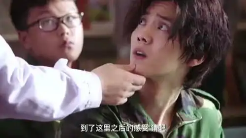 穿越火线肖枫真是个憨憨,鹿晗你的偶像包袱呢