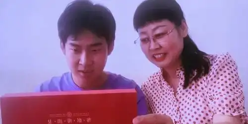 我成了您的学弟,公安烈士之子考入父亲母校
