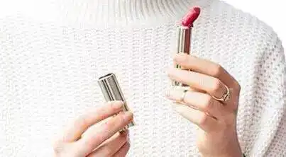 过期化妆品该怎样用
