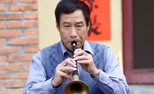 刘佩琦朋友圈上热搜,啥是小猪佩奇网友终于知道他的名字了
