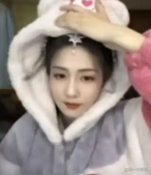 奔跑吧第十季官宣,周深加盟,蔡徐坤素颜比心,李晨爆笑表情频出
