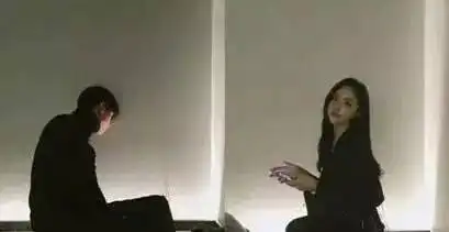 情侣照都不会拍,怎么好好秀恩爱
