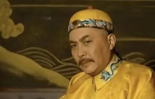 两江总督三年只吃白菜,为何被雍正满门抄斩清朝吃白菜犯法吗
