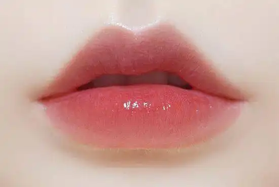 唇薄显无情被夸爆的丰唇秘诀看这里
