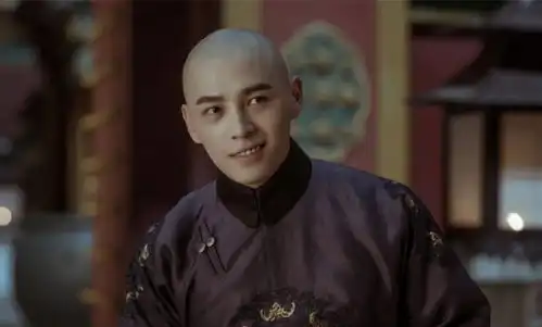 洪尧发与吴谨言亲密照后删除,疑似公开恋爱网友评论一边倒
