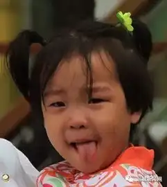 幼儿园开学花式表情包萌翻路人

