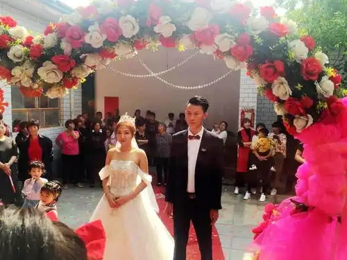 河北赵县祝你们新婚快乐
