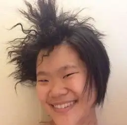 白岩松儿子撞脸王宝强朱军儿子撞脸郭涛毕福剑女儿
