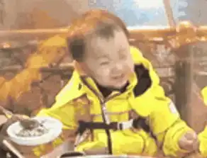 表情包界扛把子宋民国终于被认证论帝王级撒娇,殿堂级吃货我还就服他
