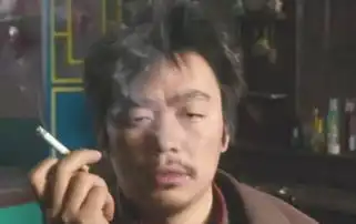 被北影当作教材的4个镜头王宝强吸烟,张嘉译吃饭,而他吃臭肉
