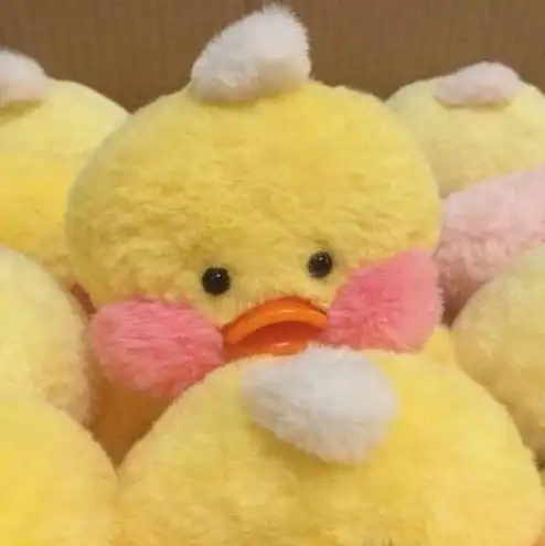 刷屏的抖音小黄鸭,最火表情包拿走不谢
