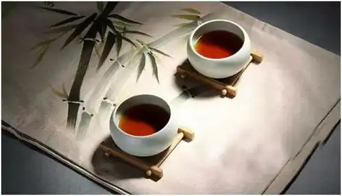 喝茶,更要喝好茶,平均每天1块钱,承包您一年好普洱
