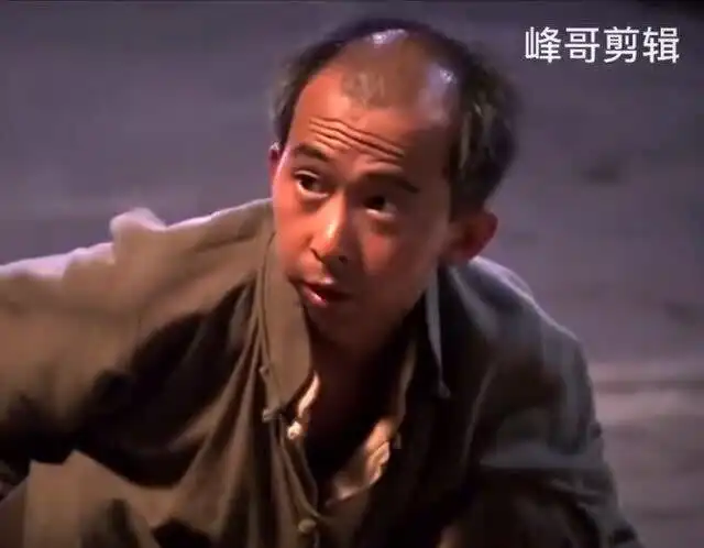 三帮人马把铁梨花家团团包围,上天无门,不知道下地能不能逃掉
