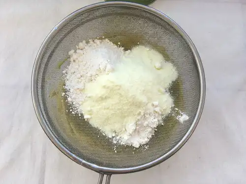 表情牛油果小酥饼的做法菜谱豆果美食表情
