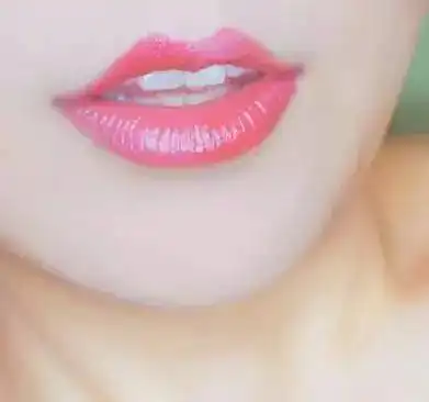 范冰冰baby李小璐同台厮杀,胜出的竟然是baby,这微笑唇妆我给100分
