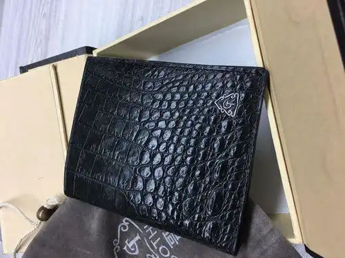 香港哥特鳄鱼皮钱包怎么样
