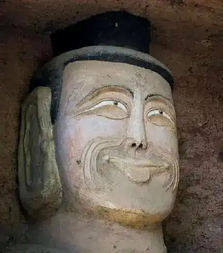中国最滑稽的雕像,村民好心重修,重修后却总觉得哪里怪怪的
