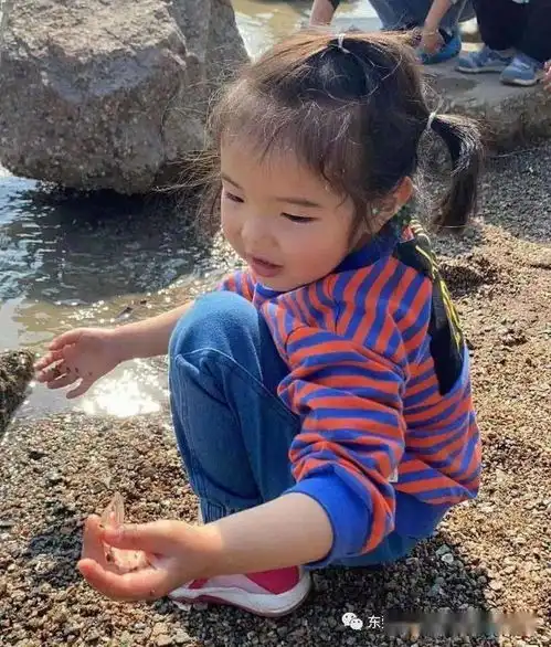 嗨皮牛耶东方明珠萌娃们的春节实在太精彩啦速来围观
