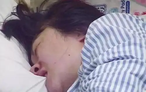 生孩子能让你看清许多人产房里的小故事,看完感慨万千
