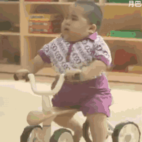 超全印尼小胖孩tatan动态表情包合集祝大家假期快乐
