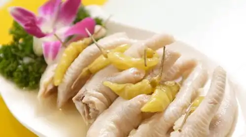 想吃泡椒凤爪再也不用去买了,这样做味道更好,而且食用很安全
