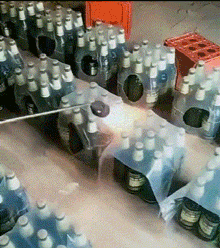 爆笑gif图恕我直言,你的门牙让我想起了土拨鼠
