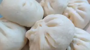 山东大姐包东北酸菜油渣肉水饺,没想到出奇的好吃,老公吃嗨了
