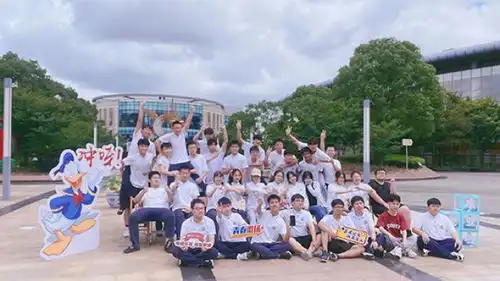 100大卡的肥宅快乐水能喝多少
