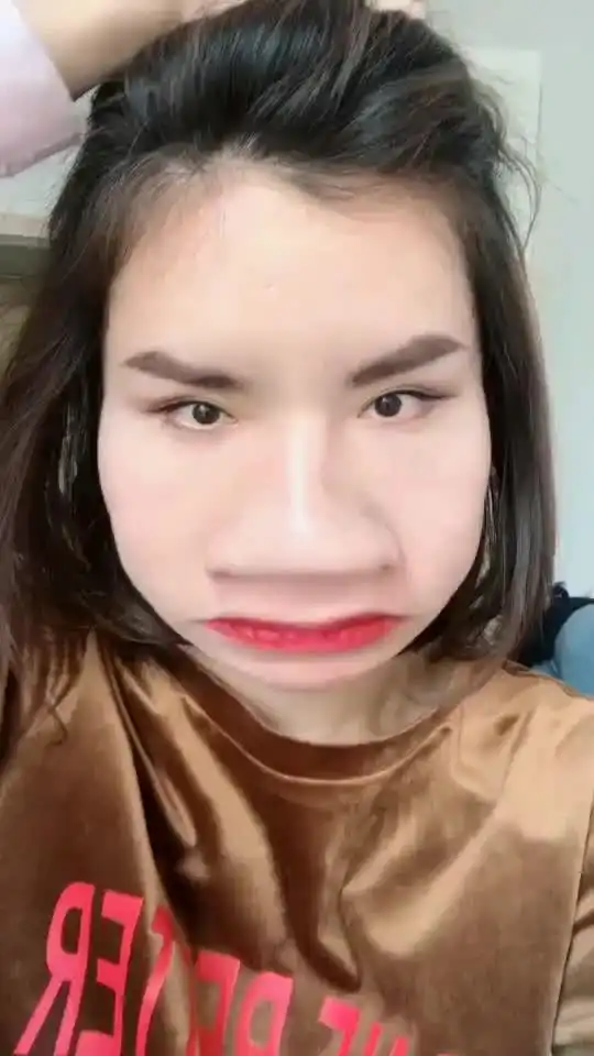 加了表情脸更长了哈哈哈哈哈
