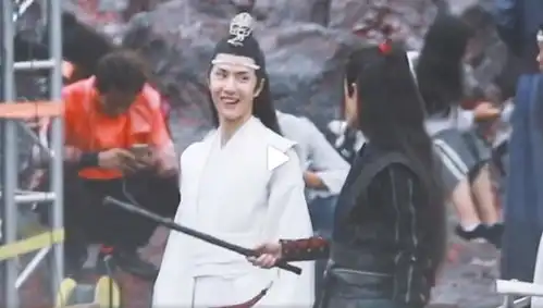 理智修改,原版视频动心表情只有吐舌,所以对gg做...
