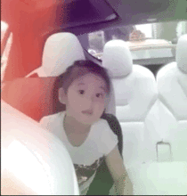 咘咘在线卖萌,波妞霸气脸秒变小可爱,古灵精怪
