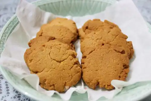 黄油花生酱饼干的做法黄油花生酱手工饼干黄油花生酱饼干怎么做猫咪duora的菜谱

