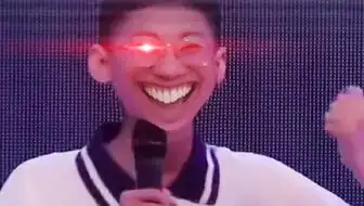 蔡徐坤鸡你太美随便暂停都是表情包
