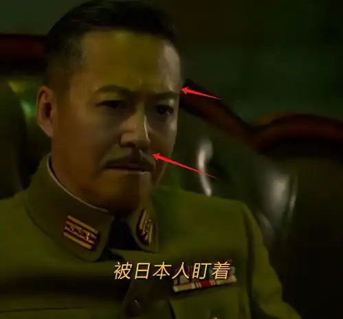 全程表情木讷,孤战迷城里的鸡肋男一号,看着让人辣眼睛
