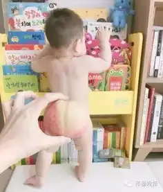 这才是真正的蜜桃臀最新晒娃技能走红,妈妈们又把宝宝玩坏了
