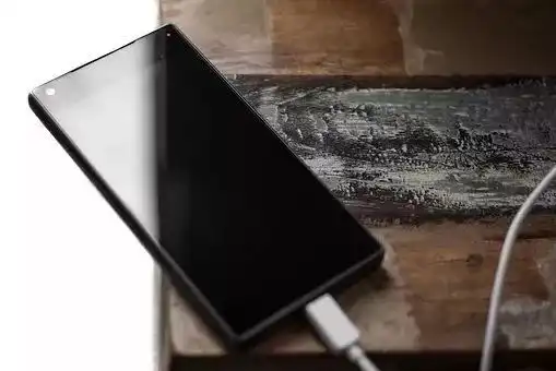 手机越用越卡怎么清理都没用,赶紧试试这几招
