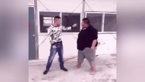 盘点那些搞笑的沙雕gif动态图第三十三期
