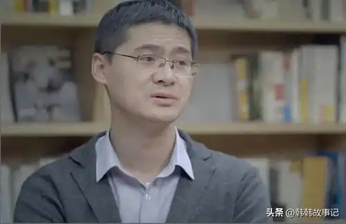 罗翔永远不要怪别人不帮你,也不要怪他人不关心你,活在世上
