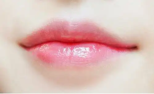 心理测试哪个嘴唇是富贵唇测你这辈子是否在乎别人对你的看法

