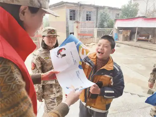 新春普法大礼包热情呵护未成年人
