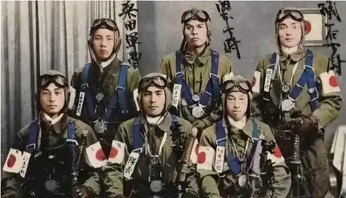 文艺圈又出事了中央美院画家,居然给二战时的日本人画像

