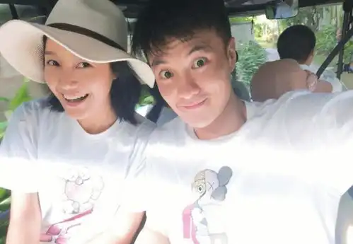 朱丹周一围澳门旅游,一家四口太温馨,两个孩子太可爱
