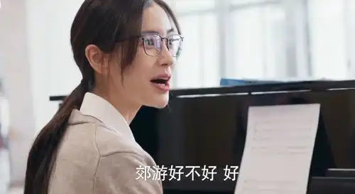 85后流量女星没演技看看这部主旋律剧中的赵丽颖和杨颖就知道了
