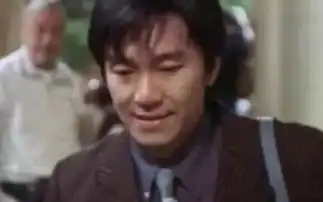 教科书般的镜头星爷一笑成经典,而他堪称影帝级炸裂演技
