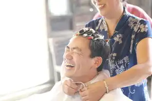 爸爸3王宝强走哪儿都是表情包
